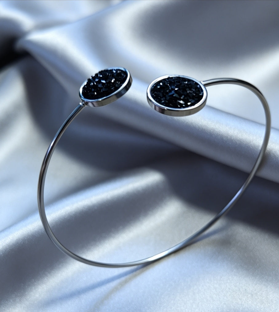 Slightly adjustable Cuff Bracelet L with 2 disc