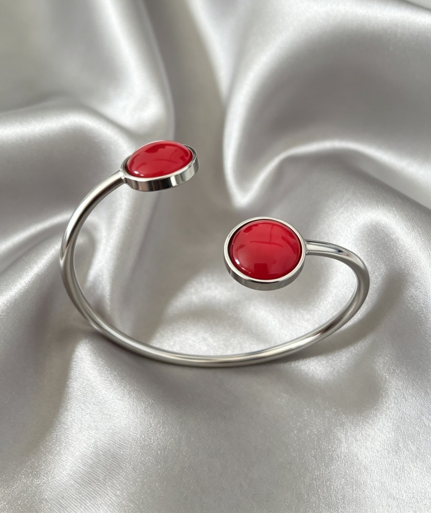 Slightly Adjustable Cuff Bracelet S with 2 disc