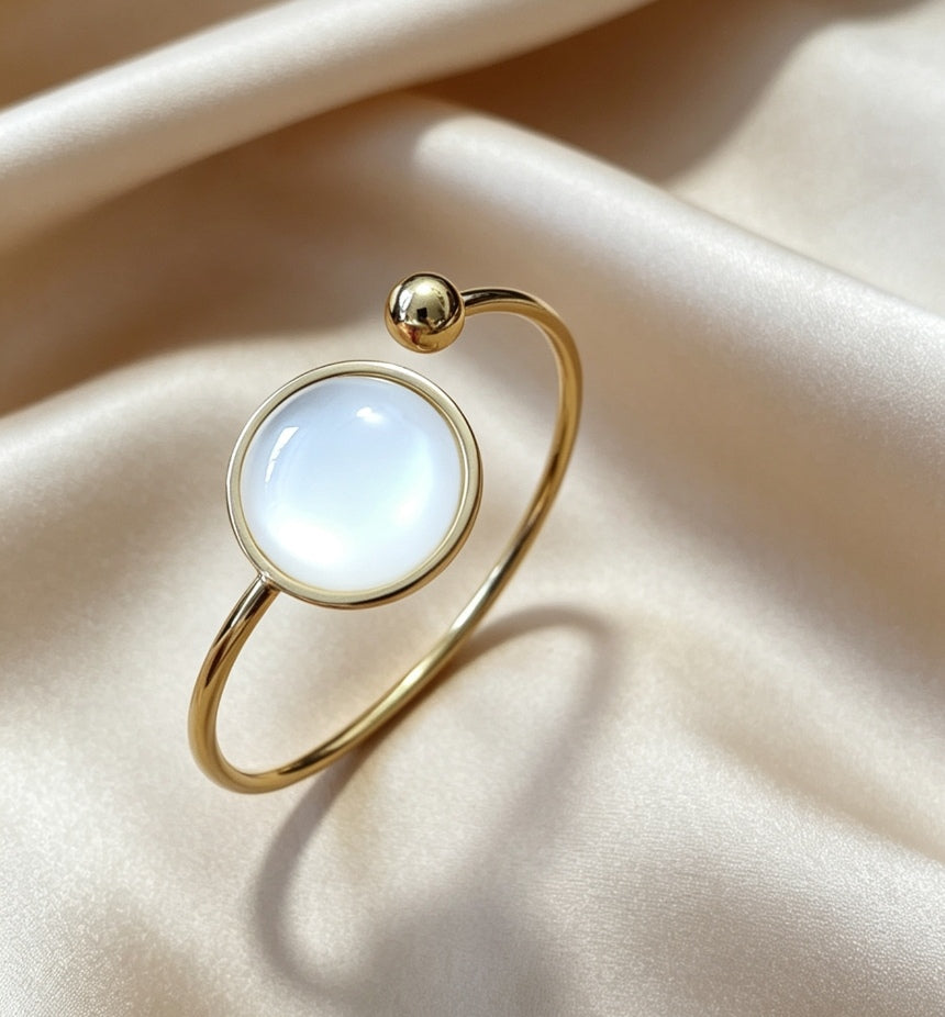 Slightly Adjustable Cuff Bracelet with 1 disc gold tone