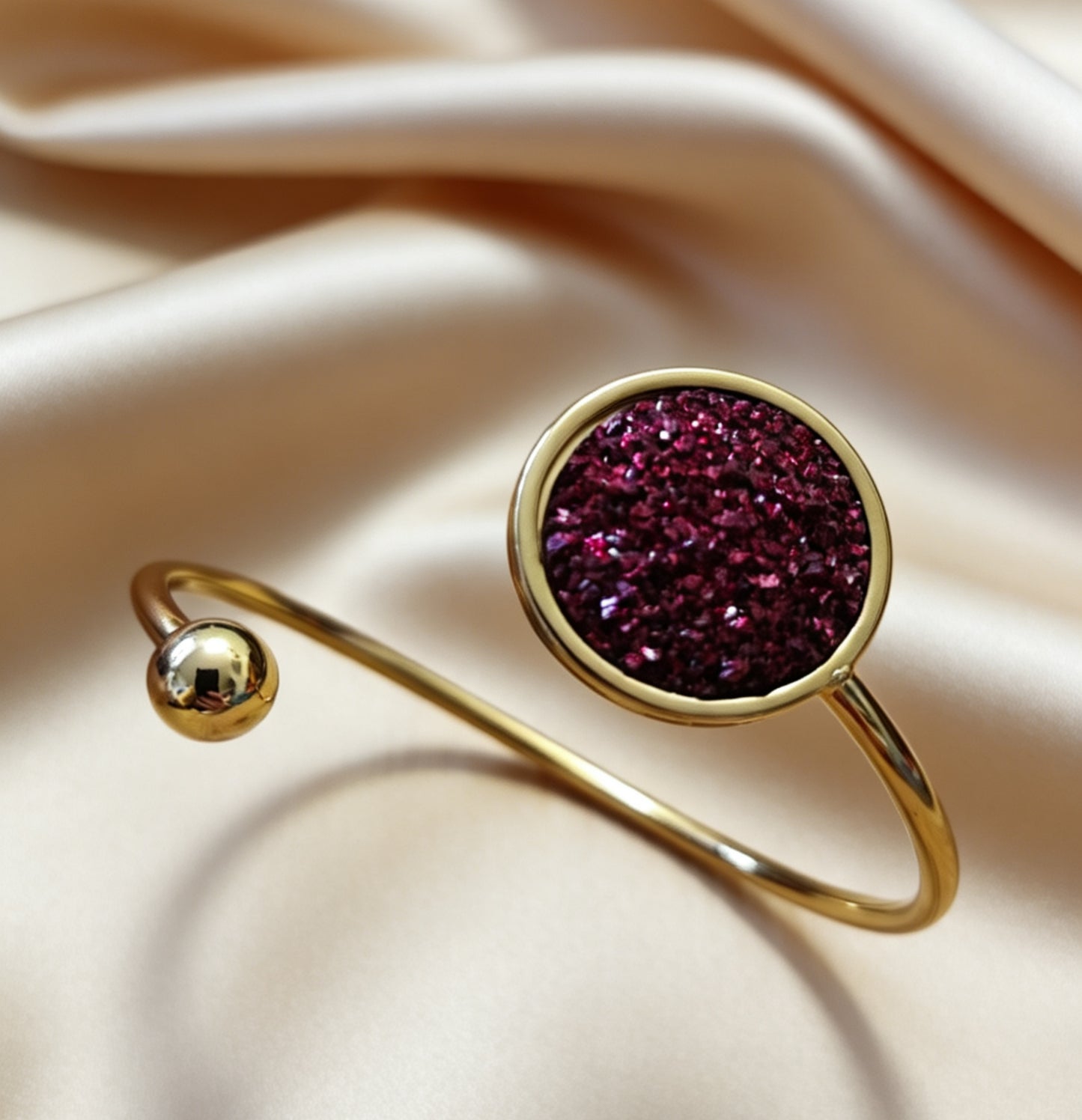 Slightly Adjustable Cuff Bracelet with 1 disc gold tone