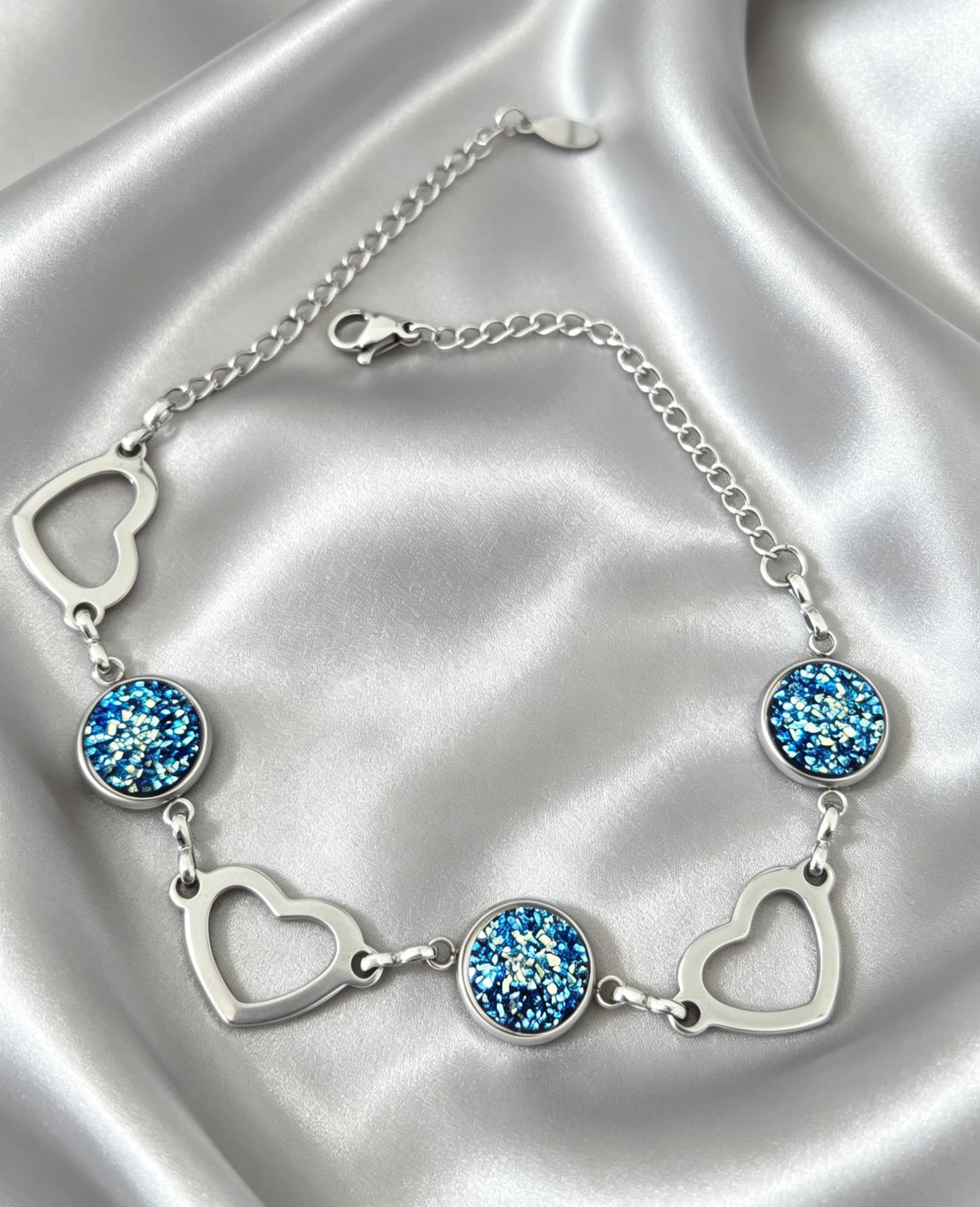 Romantic Heart and round Disc Bracelet with epoxy accent in silver tone