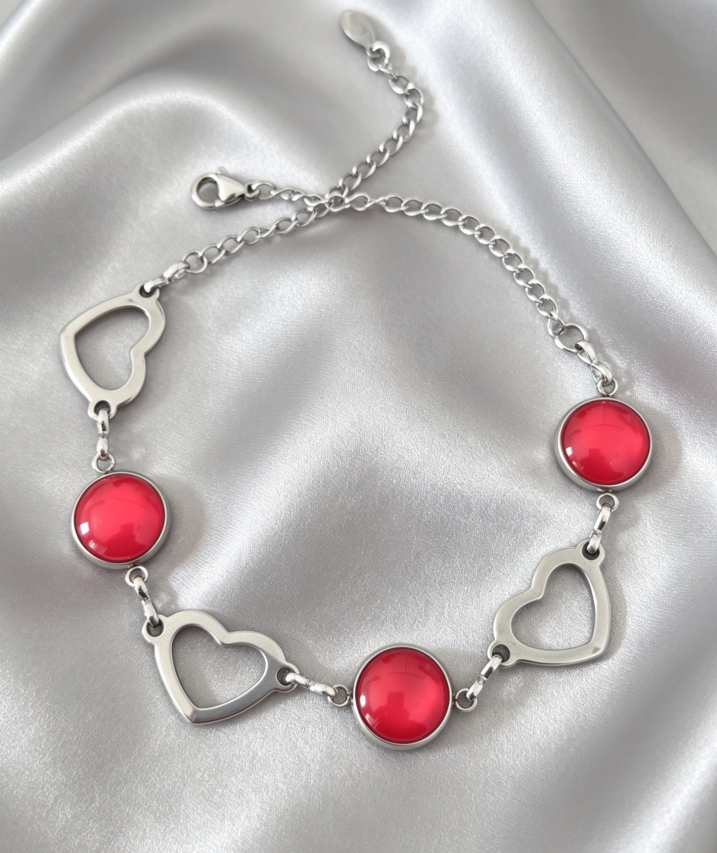 Romantic Heart and round Disc Bracelet with epoxy accent in silver tone