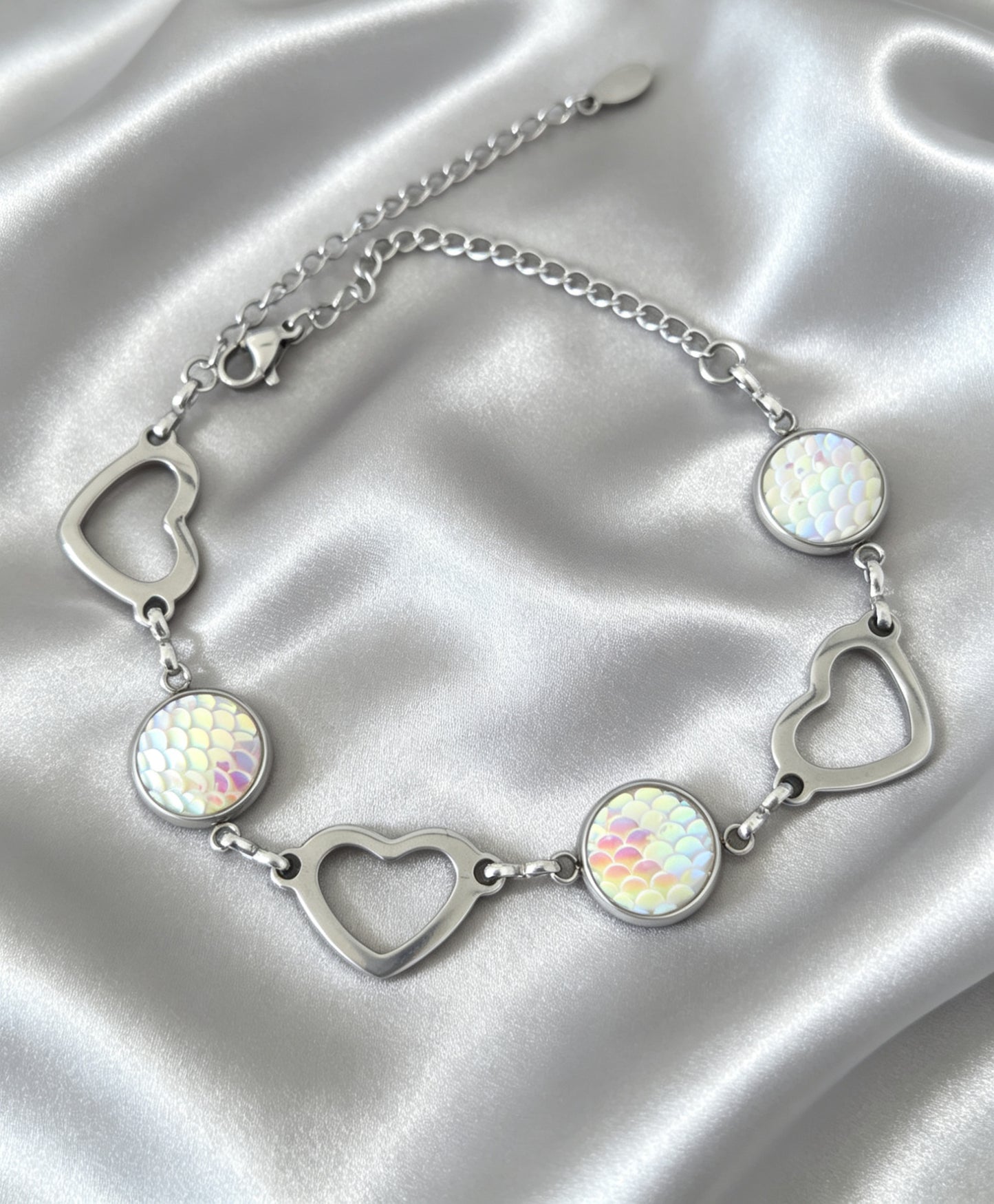 Romantic Heart and round Disc Bracelet with epoxy accent in silver tone