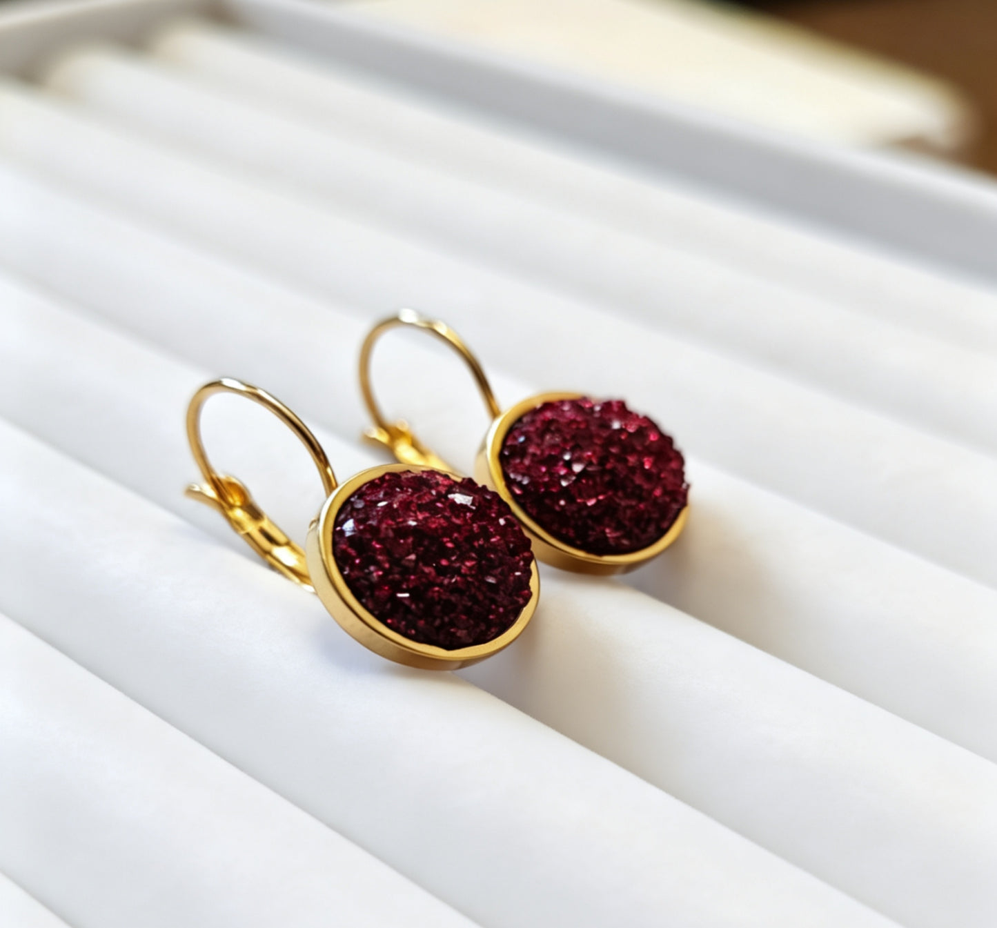 Leverback Earrings in gold tone