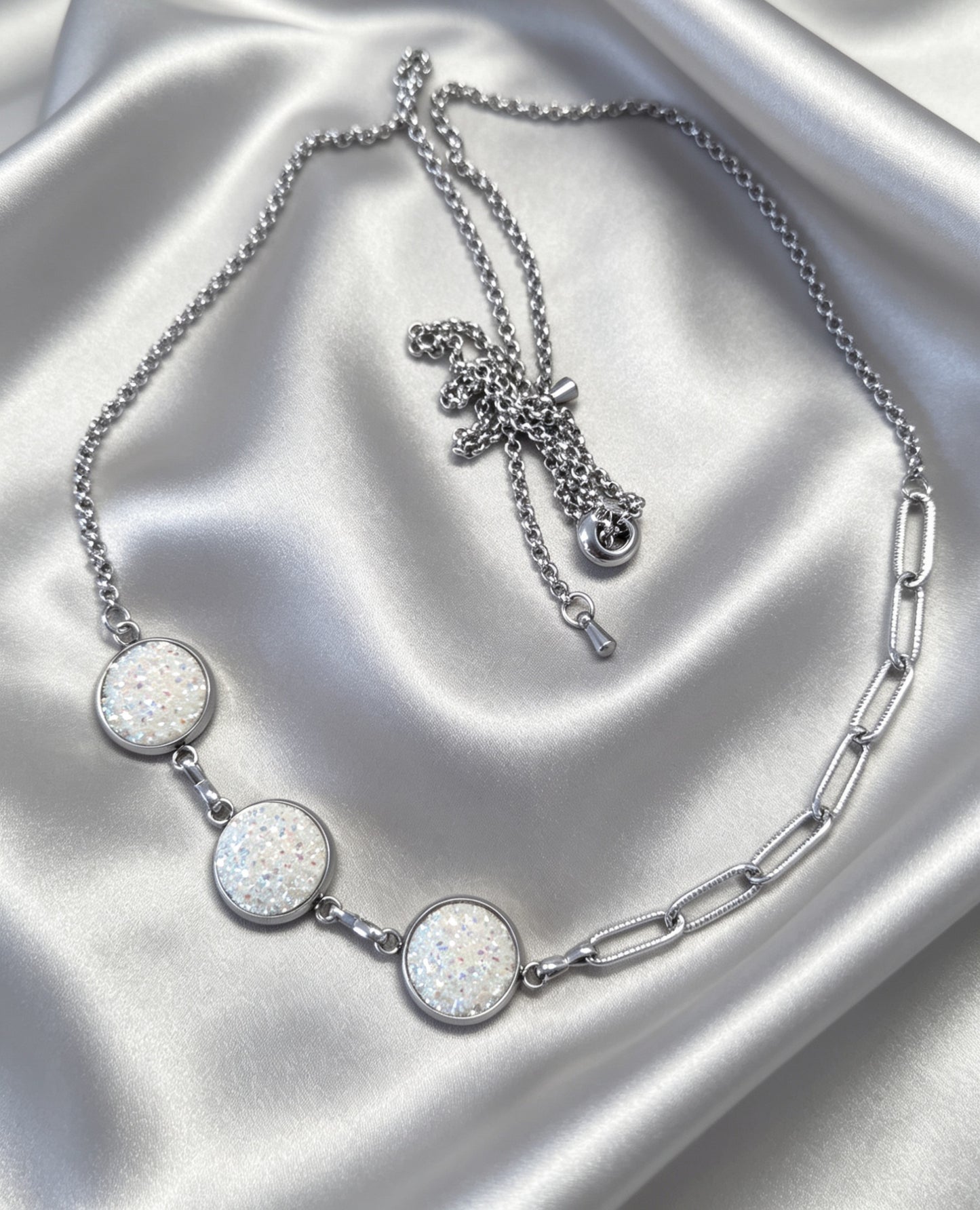 Multi Disc Pendant Necklace in silver tone