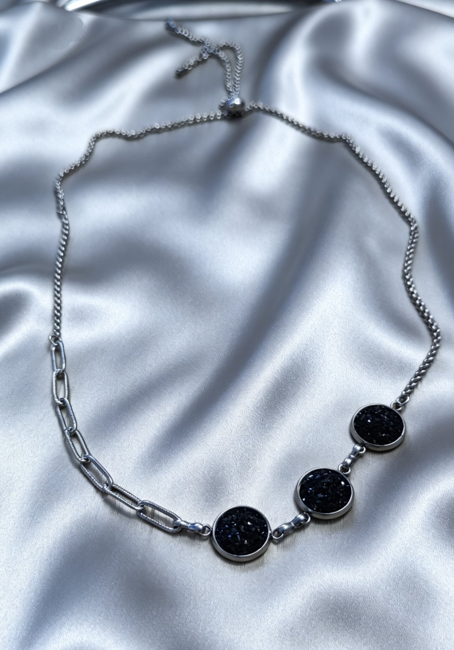 Multi Disc Pendant Necklace in silver tone