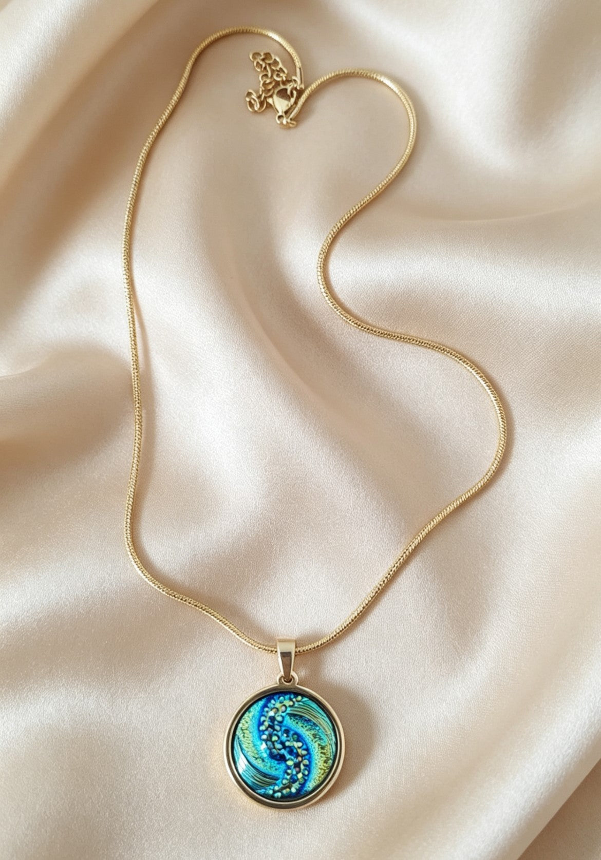 Snake chain Pendant Necklace L in gold tone
