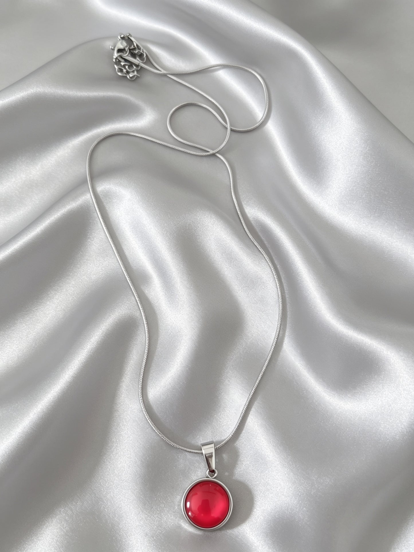 Snake chain Pendant Necklace S in silver tone