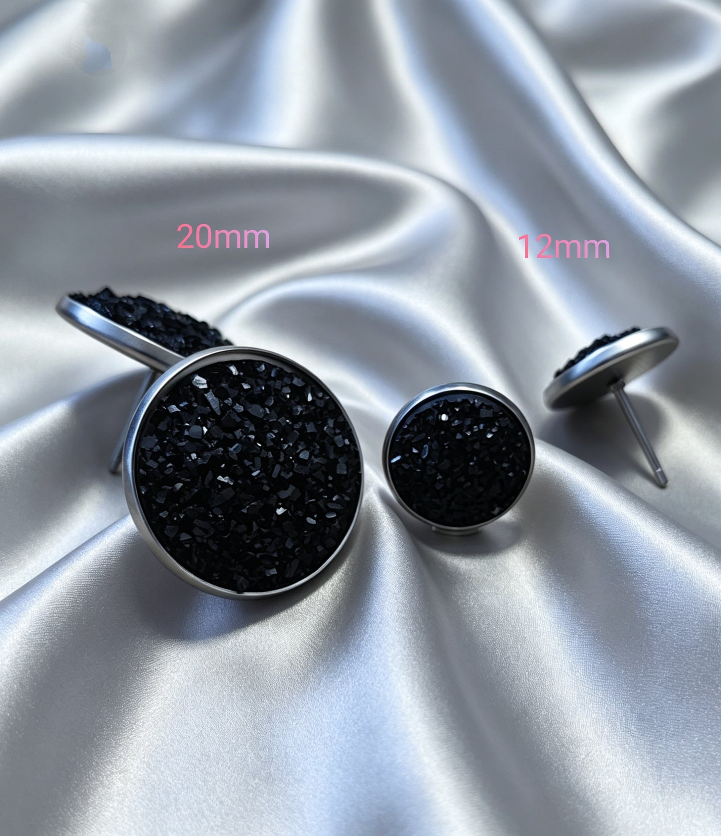 Stud Earrings L in silver tone